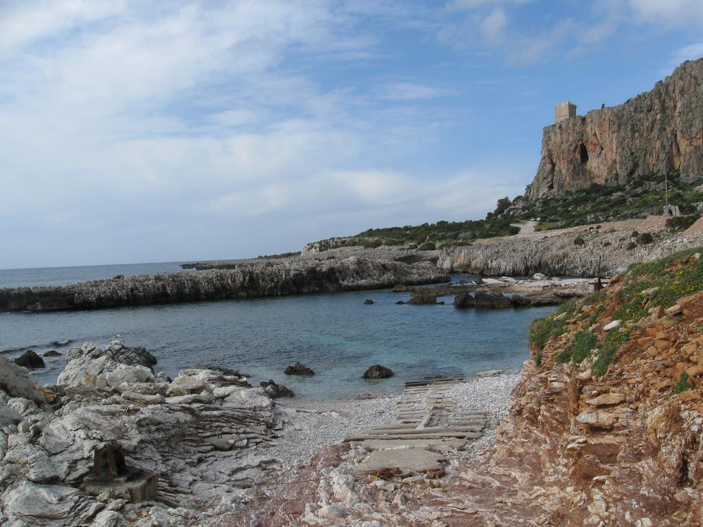 Holiday home Paradiso Isulidda Macari