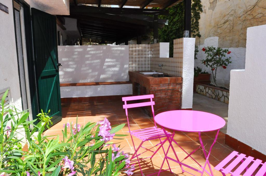 Holiday home Paradiso Isulidda Macari
